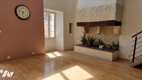 Maison en pierre + 2 gîtes