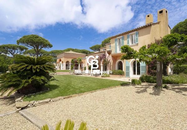 Vente villa 9 pièces 83990 - St Tropez