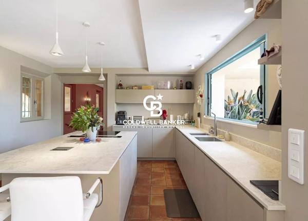 Vente villa 9 pièces 83990 - St Tropez