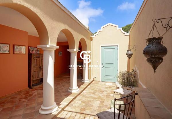 Vente villa 9 pièces 83990 - St Tropez