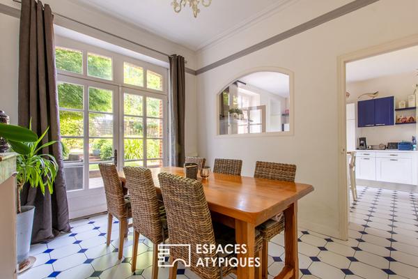 Maison de charme et son écrin de verdure