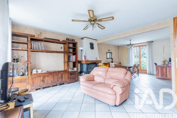 Maison à vendre 6 pièces 107 m² Sainte-Geneviève-des-Bois