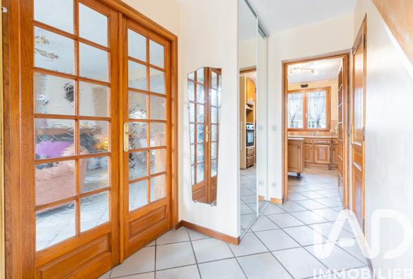 Maison à vendre 6 pièces 107 m² Sainte-Geneviève-des-Bois