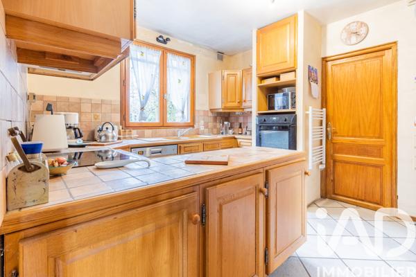 Maison à vendre 6 pièces 107 m² Sainte-Geneviève-des-Bois