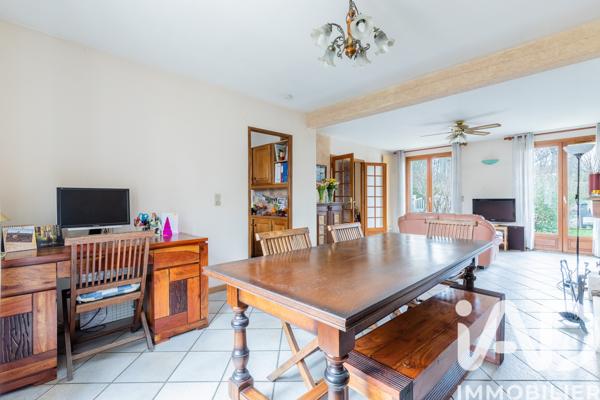 Maison à vendre 6 pièces 107 m² Sainte-Geneviève-des-Bois