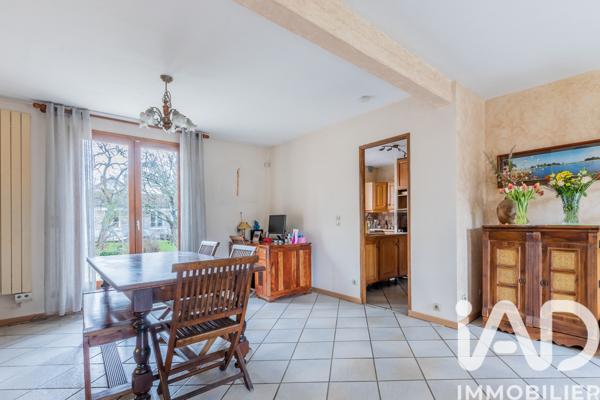 Maison à vendre 6 pièces 107 m² Sainte-Geneviève-des-Bois