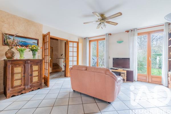 Maison à vendre 6 pièces 107 m² Sainte-Geneviève-des-Bois