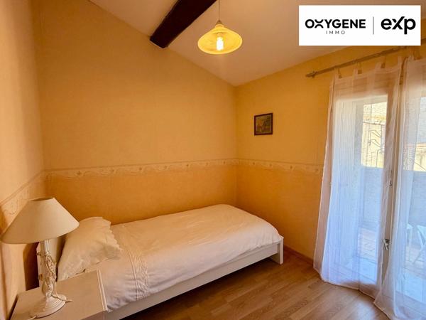 Appartement T3 avec terrasse et grand grenier. Carcassonne.