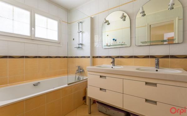 Maison à vendre    7 pièces •  Fresnes