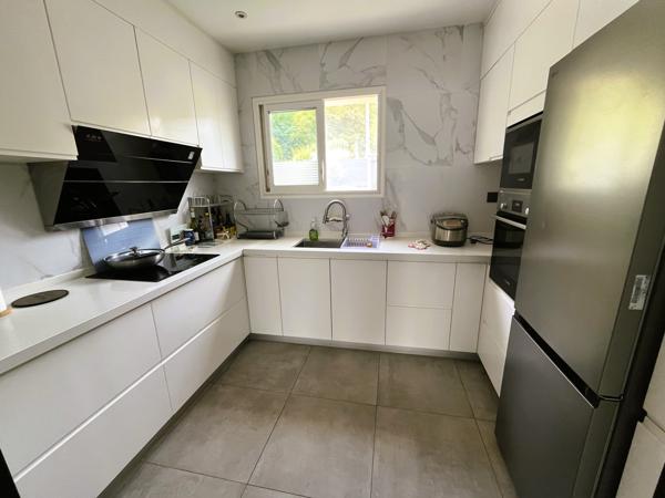 MAISON NEUVE DE 2022 - 4 CHAMBRES - JARDIN CLOS