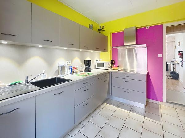 Maison à vendre au coeur des Ponts de Cé, 3 chambres dont une vie de plain-pied proche des commodités à pieds avec jardin clos.