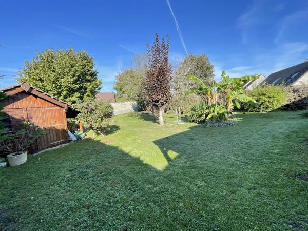 MAISON  de 9 pièces dans un village calme à 5 km de VERNON