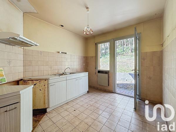 Maison 3 pièces de 80 m² à Saint-Affrique (12400)