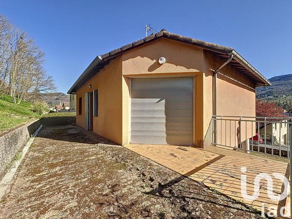 Maison 3 pièces de 80 m² à Saint-Affrique (12400)