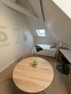 Appartement 1 pièce                                        - 44000 Nantes - VIARME Réf : 11877