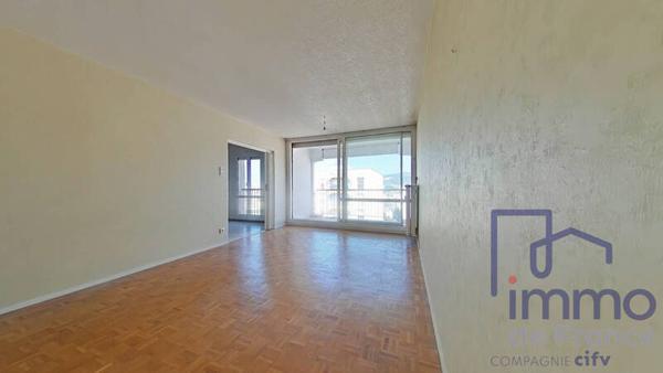 Appartement 5 pièces                                        - 42000 Saint-Étienne Réf : 2906-CIFVFOREZVELAY