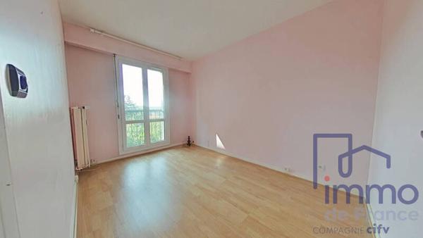 Appartement 5 pièces                                        - 42000 Saint-Étienne Réf : 2906-CIFVFOREZVELAY