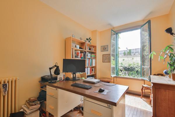 Malakoff - Maison de 191 m2 - 6 chambres 191 m2 jardin et garage