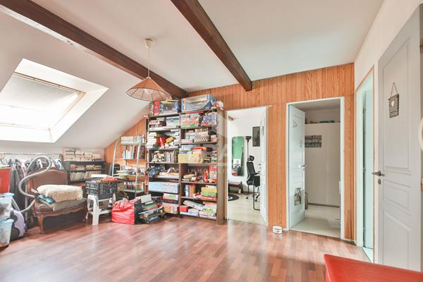 Malakoff - Maison de 191 m2 - 6 chambres 191 m2 jardin et garage
