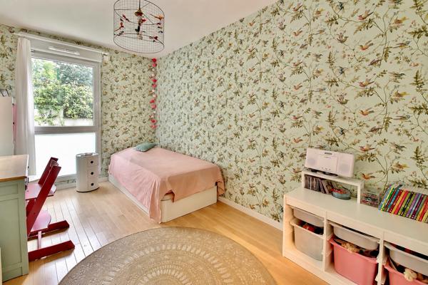 Appartement Chatenay Malabry 5 pièce(s) 96.70 m2