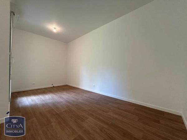 Appartement à louer 1 pièce 28.49m² Dourdan (91410)