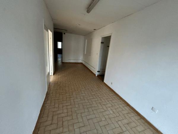 Local commercial 1 pièce T1 F1 119 m² à Vienne ZA LE MOULIN DE MALISSOL 38200 à louer