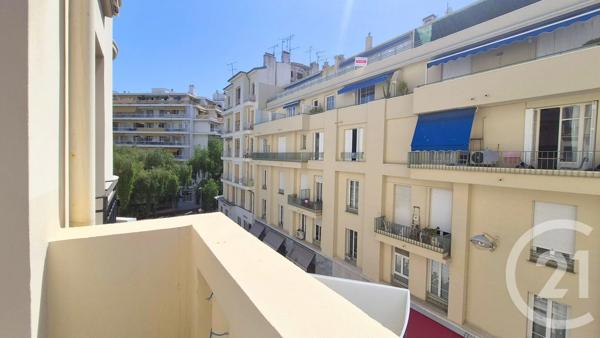 Appartement F2 à vendre  2 pièces - 50 m 2   NICE  - 06
