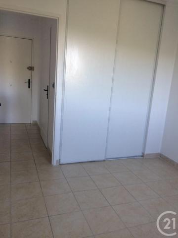 Appartement F2 à vendre  2 pièces - 39 m 2   MOUGINS  - 06