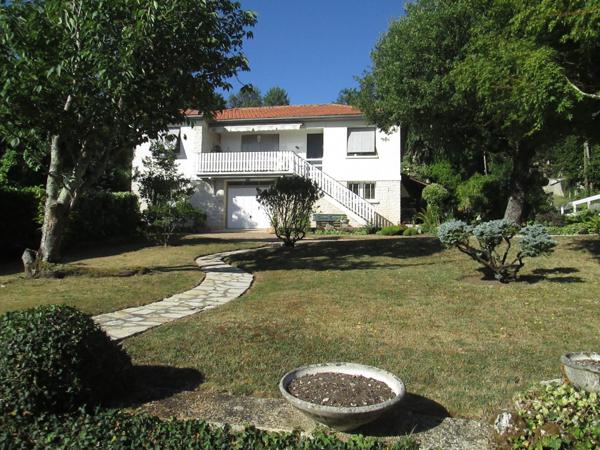 Individuelle - 7 pièces - 160 m²