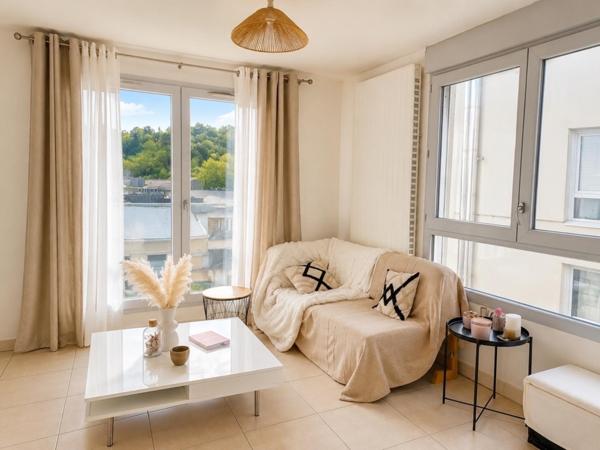 Appartement à CENON, 33150 - 3 pièces 44m²
