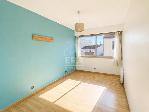 Pau CARNOT : Appartement traversant T3 avec balcon