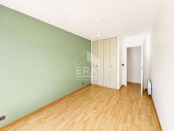 Pau CARNOT : Appartement traversant T3 avec balcon