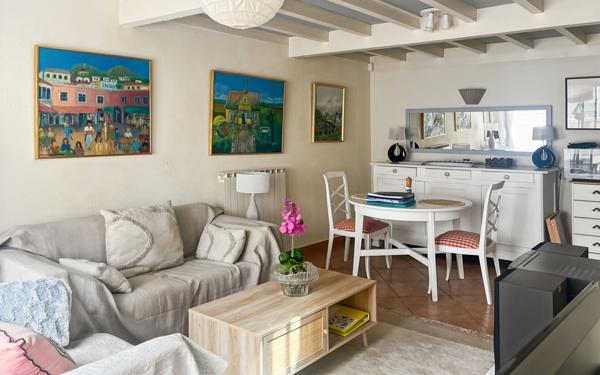 Maison à vendre    2 pièces •  Marseillan