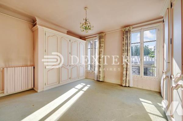 Hôtel particulier 10 pièces avec extérieur - Neuilly