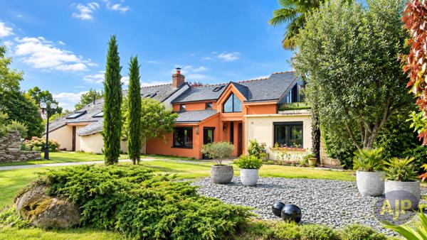 Maison à vendre Sainte Gemmes Sur Loire - 7 pièces, 191m² avec 5 chambre(s) à 629 200€ - AJP Immobilier Angers