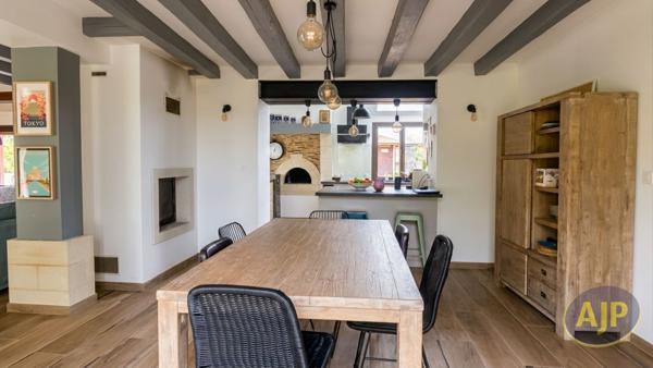 Maison à vendre Sainte Gemmes Sur Loire - 7 pièces, 191m² avec 5 chambre(s) à 629 200€ - AJP Immobilier Angers