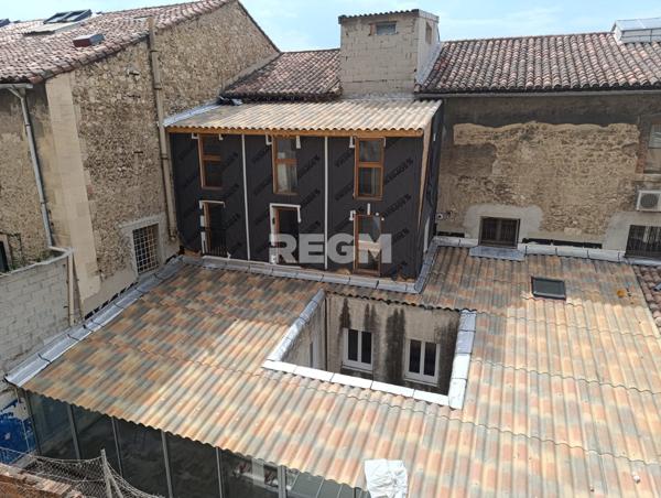 Marseille (13002) Appartement T3 traversant– Loué en colocation – Quartier Grands Carmes