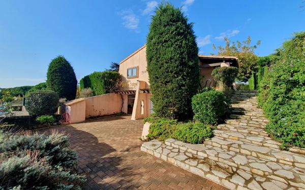 Maison à vendre    5 pièces • 134 m2 Le Cap d'Agde - Agde