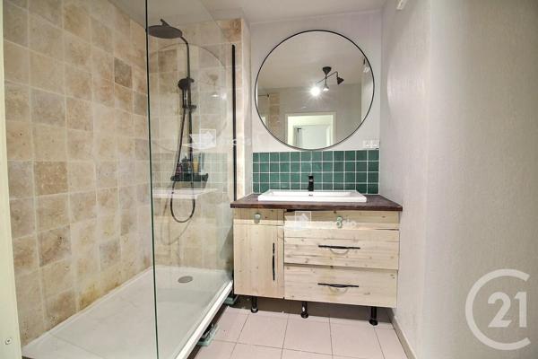 Appartement à vendre  3 pièces - 68,13 m2 CENON - 33