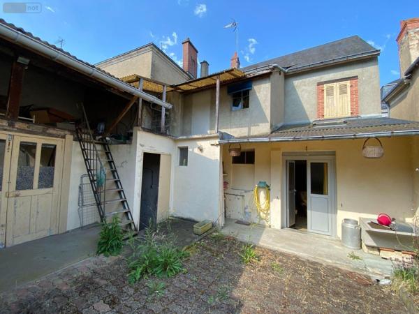 Maison de ville à vendre à Buzançais dans l'Indre (36500), ref : 1047183