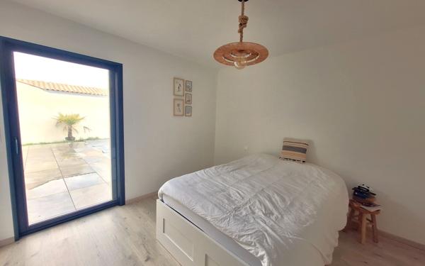 Maison à vendre    4 pièces •  Médis