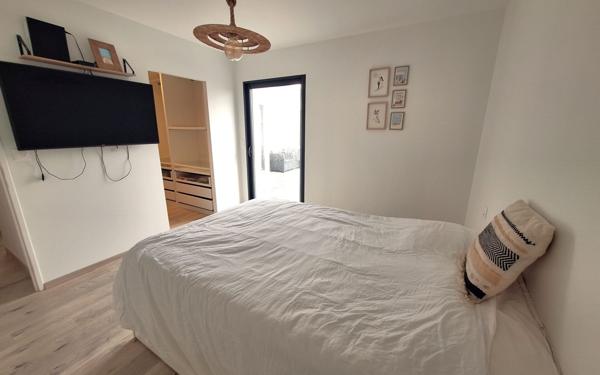 Maison à vendre    4 pièces •  Médis