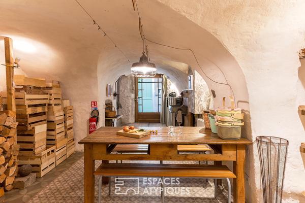 Maison emblématique ancienne manufacture de nougat revisitée en lieu de vie unique