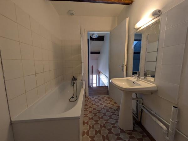 Appartement T3 de 49,78m² en duplex - entièrement rénové