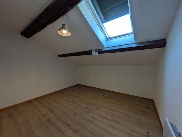 Appartement T3 de 49,78m² en duplex - entièrement rénové