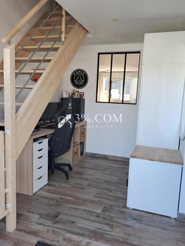 Maison
                                                                                                                                                                                                                                                                                                                        6 pièce(s)                                                                                                                                                                                                          3 chambre(s)                                                                                                                                                                                                          98.99  m²