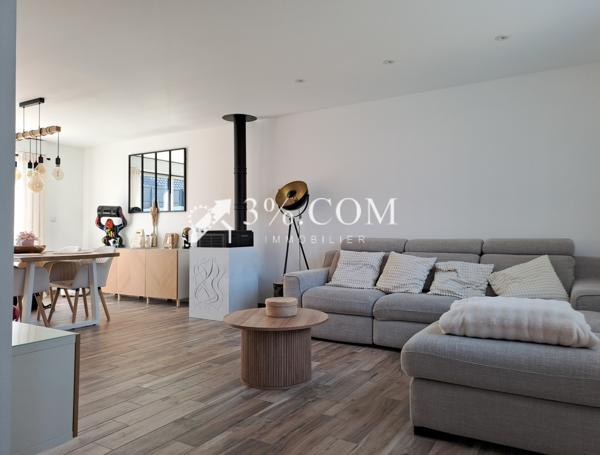 Maison
                                                                                                                                                                                                                                                                                                                        6 pièce(s)                                                                                                                                                                                                          3 chambre(s)                                                                                                                                                                                                          98.99  m²