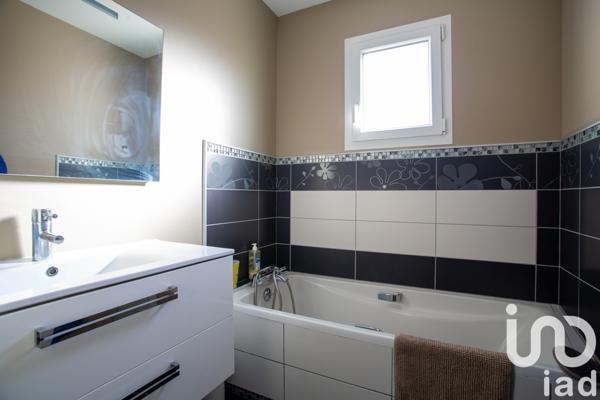 Maison à vendre 4 pièces 110 m² Laudun-l'Ardoise