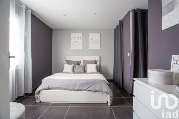 Maison à vendre 4 pièces 110 m² Laudun-l'Ardoise