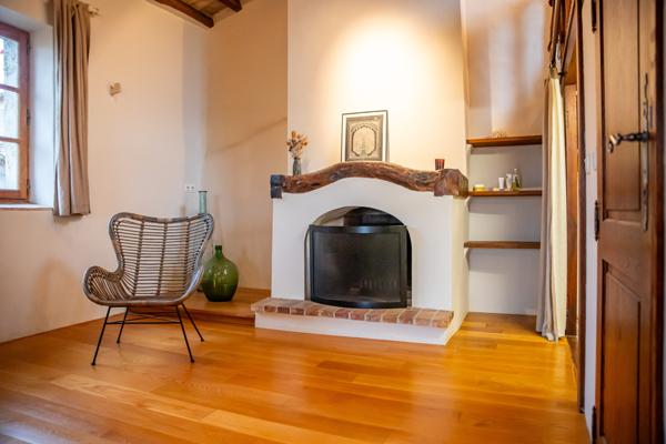 Vaison-la-Romaine (84110) COUP DE COEUR ASSURÉ ! AUTHENTIQUE MAISON EN PIERRE, BAIGNÉE D'HISTOIRE, AVEC TERRASSE.PANORAMIQUE